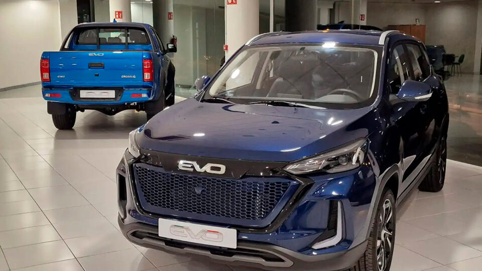 Vehículos EVO en las instalaciones de Grupo Rafael Afonso